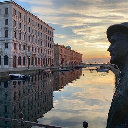 Madonna Del Mare Apartment Trieste Luaran gambar